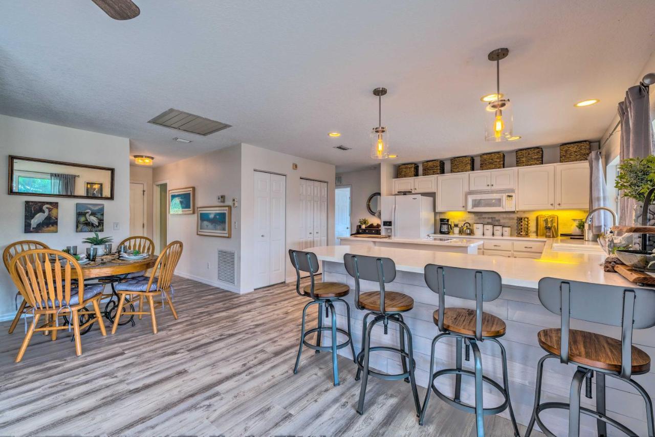 Withlacoochee River House With Dock And Kayaks! Yankeetown Ngoại thất bức ảnh